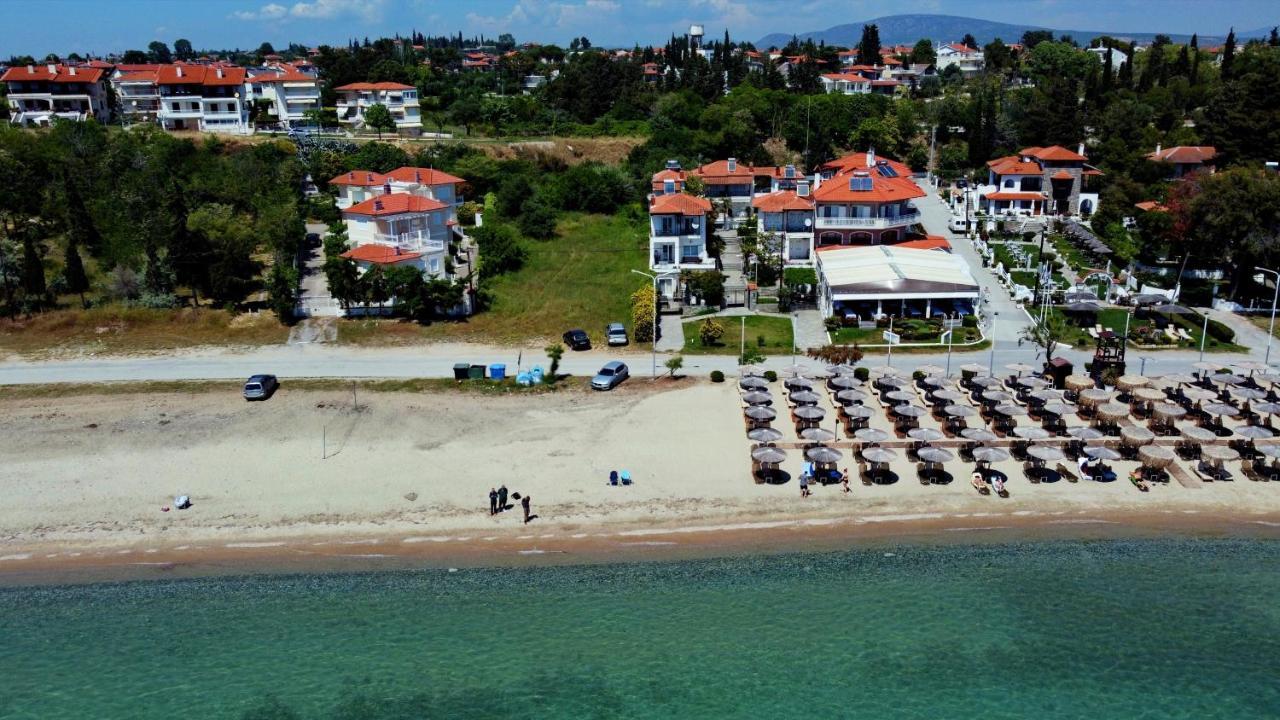 Beach Front Villa Nea Kallikrateia Exterior foto